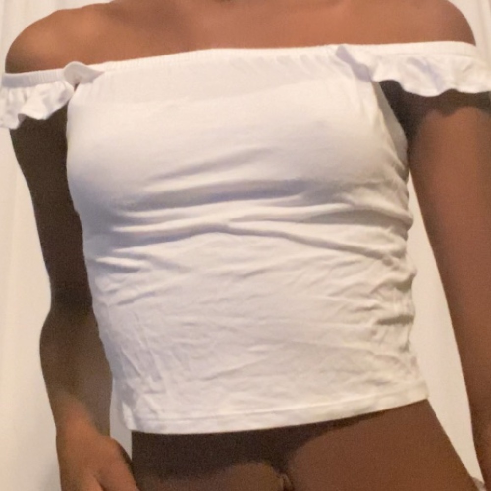 White off the shoulder pacsun top